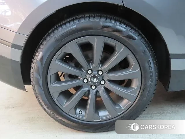 Land Rover Range Rover Velar id 3403236 из Кореи 11