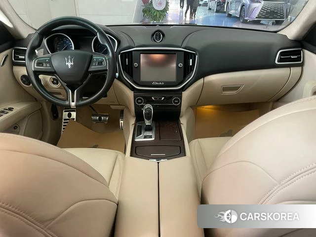 Maserati Ghibli id 4209142 из Китая 11