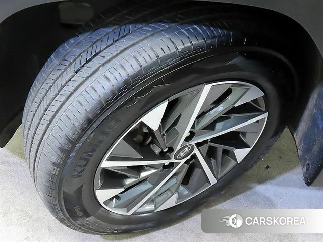 Hyundai Tucson (NX4) id 3916418 из Кореи 11