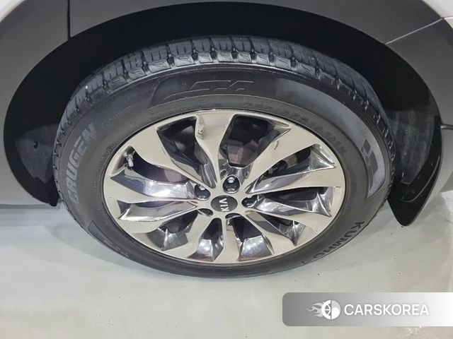 Kia The New Sorento id 4755215 из Кореи 11