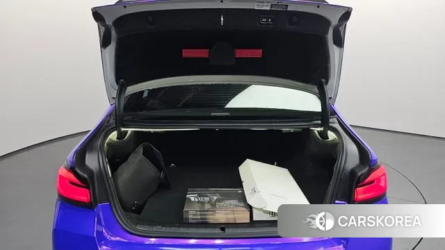 BMW 5 Series (G30) id 3664873 из Кореи 11