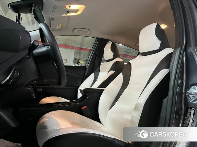 Toyota Prius 4th Generation id 4881255 из Кореи 11