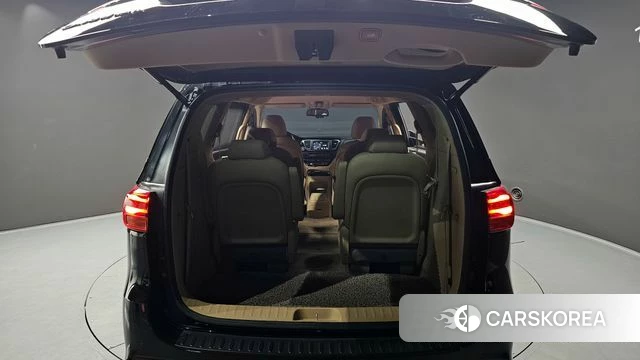 Kia The New Carnival id 4339630 из Кореи 11