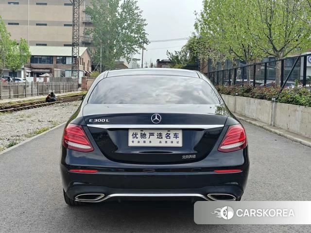 Mercedes-Benz E-class id 4235033 из Китая 11
