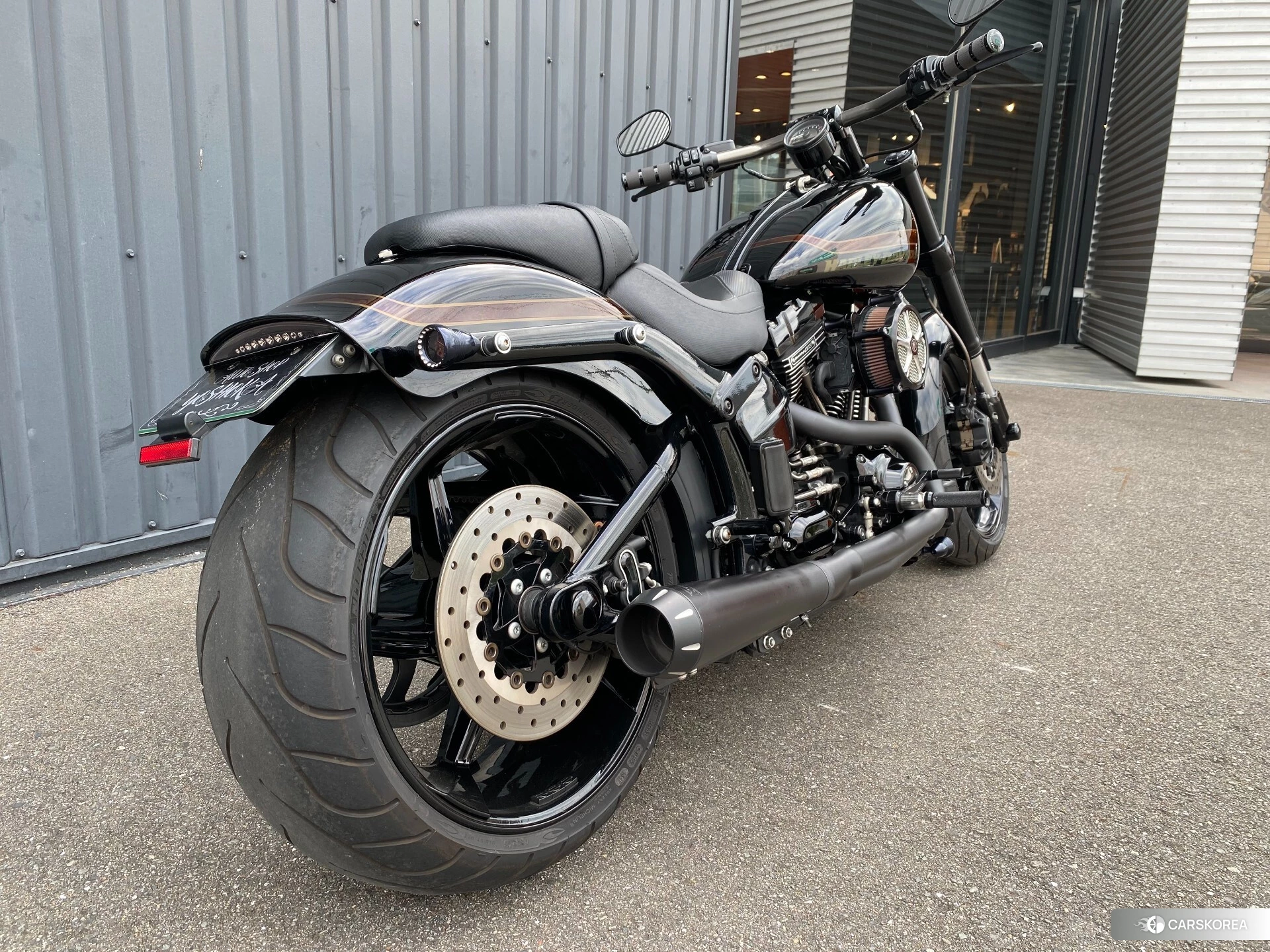 Harley-Davidson Softail Breakout FXSBSE CVO id 3946553 из Японии 11