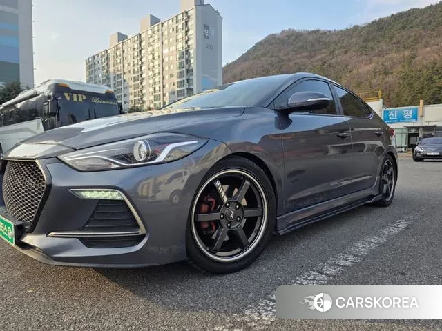 Hyundai Avante AD id 3695028 из Кореи 11