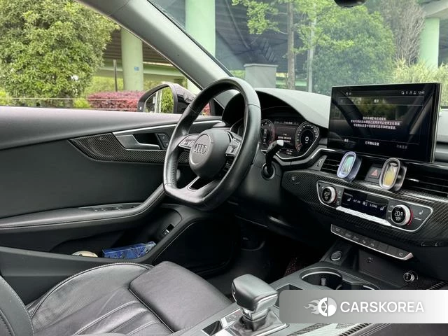 Audi A4L id 4290099 из Китая 11