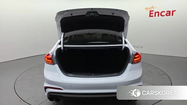 Hyundai Avante AD id 3814591 из Кореи 11