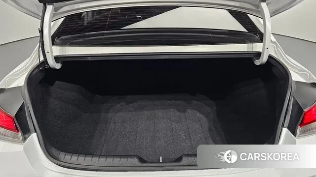 Hyundai Avante Hybrid (CN7) id 3273506 из Кореи 11