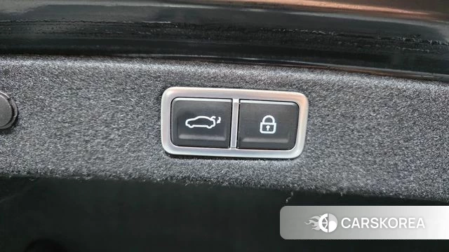 Hyundai Grandeur (GN7) id 3910095 из Кореи 11