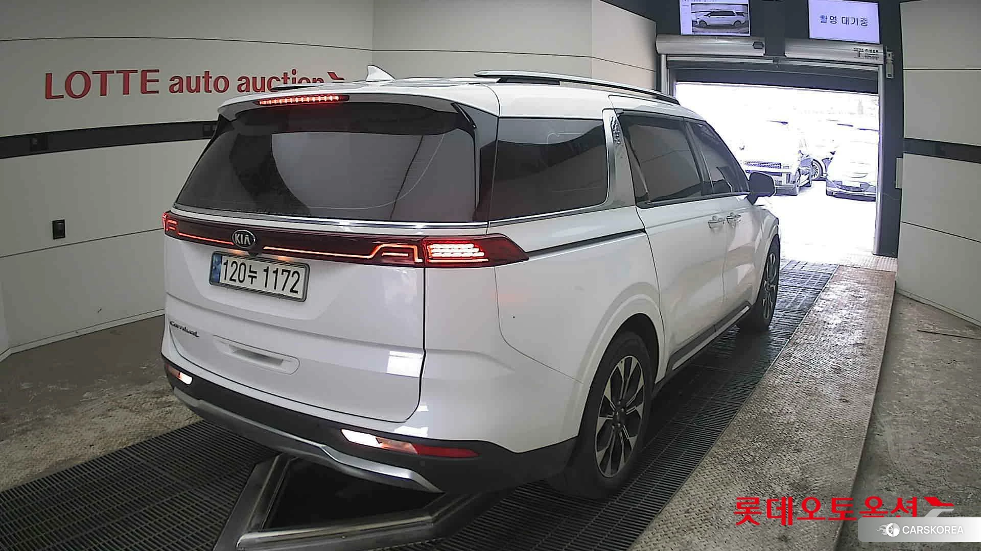 Kia Carnival id 3888386 из Кореи 11