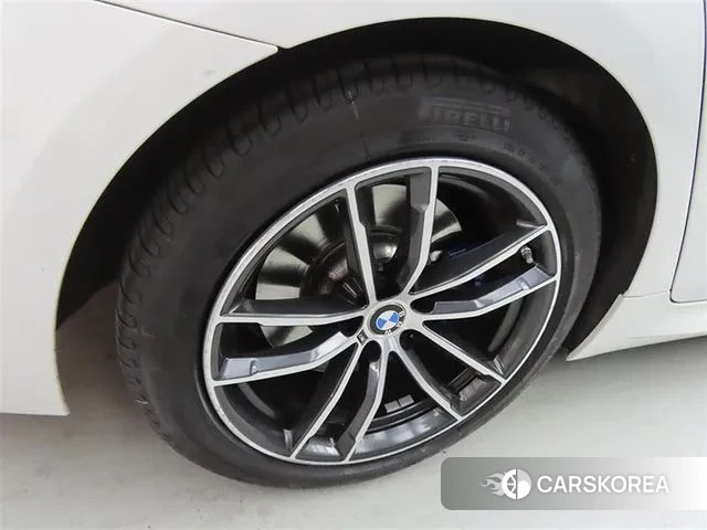 BMW 5 Series (G60) id 3477002 из Кореи 11