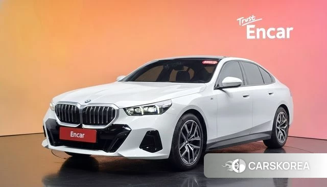 BMW 5 Series (G60) id 4591102 из Кореи 11