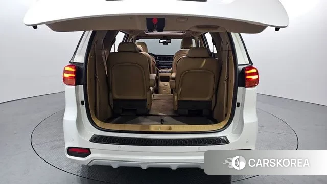 Kia The New Carnival id 3641452 из Кореи 11