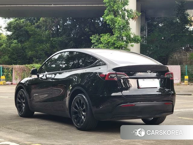 Tesla Model Y id 3939385 из Китая 11