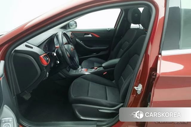 Infiniti QX30 id 4211375 из Китая 10