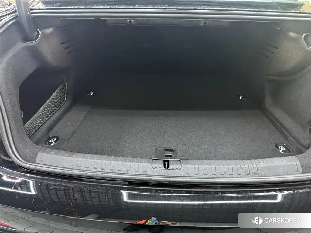 Audi A6L id 4546221 из Китая 11