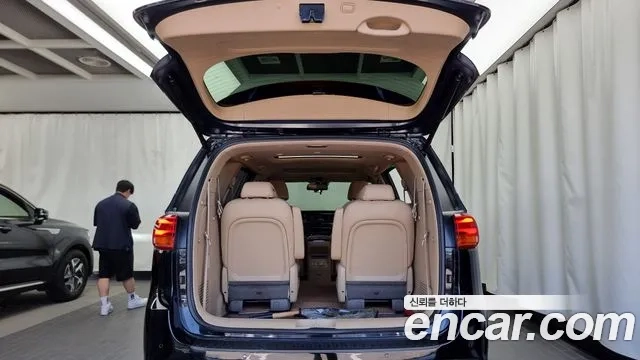 Kia The New Carnival id 2916960 из Кореи 11