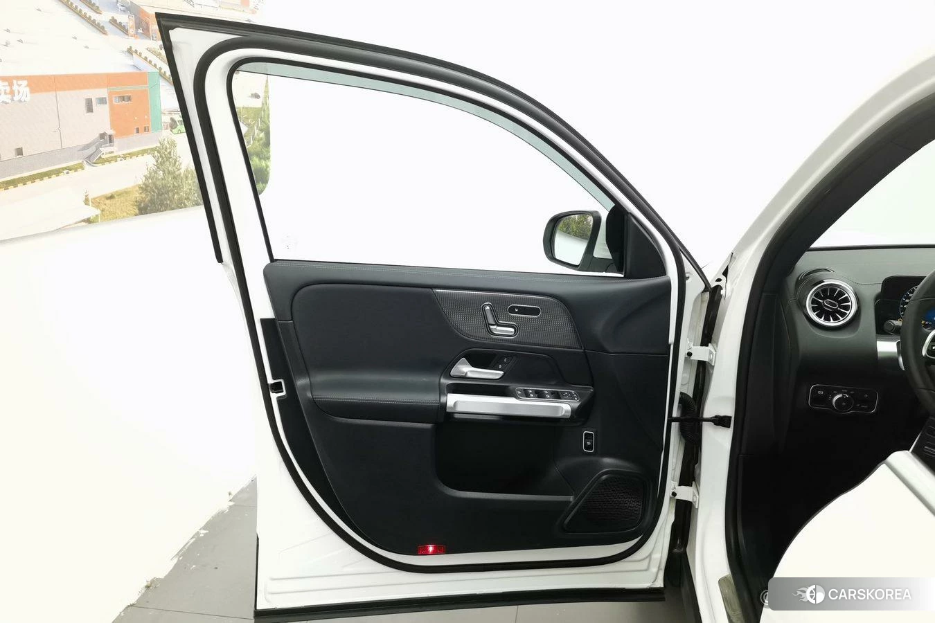 Mercedes-Benz GLB id 4492874 из Китая 11