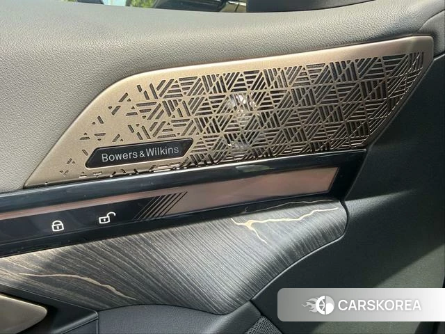 BMW 5 series id 4264869 из Китая 11