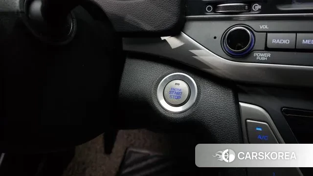 Hyundai Avante AD id 3009314 из Кореи 11