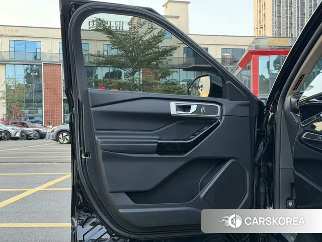 Ford Explorer id 4387634 из Китая 11