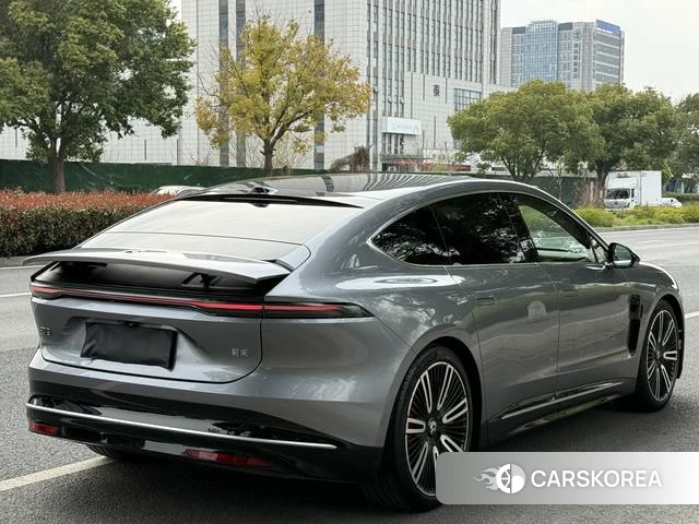 Weilai ET9 id 3908055 из Китая 11