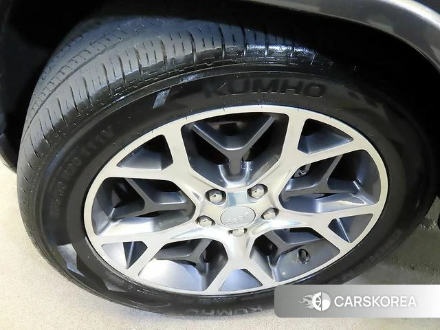 Jeep Grand Cherokee id 4882280 из Кореи 11