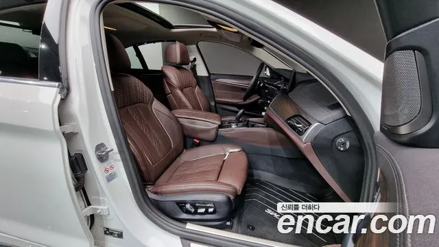 BMW 5 Series (G30) id 2671166 из Кореи 11