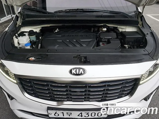 Kia The New Carnival id 2465814 из Кореи 11