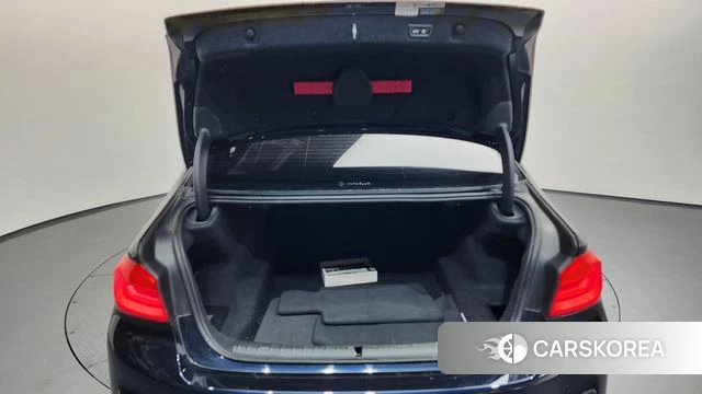 BMW 5 Series (G30) id 3905895 из Кореи 11