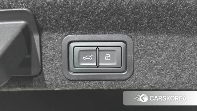 Audi A6 (C8) id 3833906 из Кореи 11