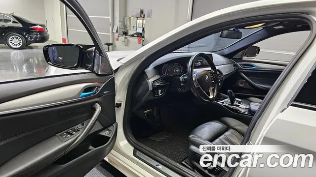 BMW 5 Series (G30) id 2675218 из Кореи 11