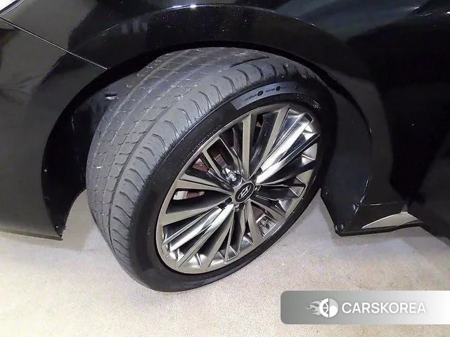 Hyundai Grandeur IG id 3098280 из Кореи 11