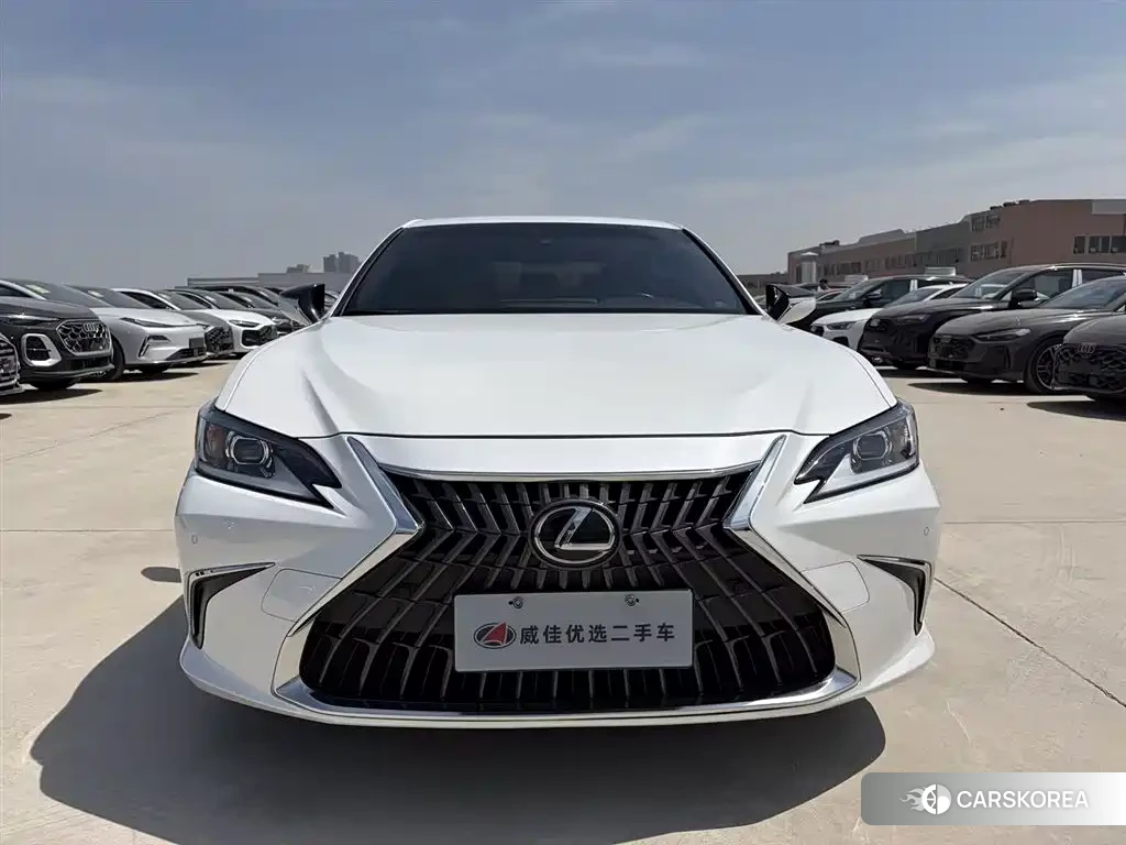 Lexus ES id 4669420 из Китая 11