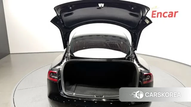 Tesla Model 3 id 3000018 из Кореи 11