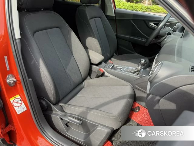 Audi Q2L id 4297464 из Китая 11