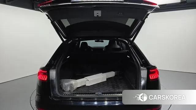 Audi Q8 (4M) id 3438567 из Кореи 11