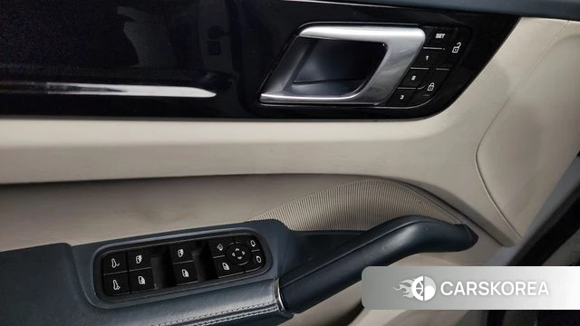 Porsche Cayenne (PO536) id 4196276 из Кореи 11