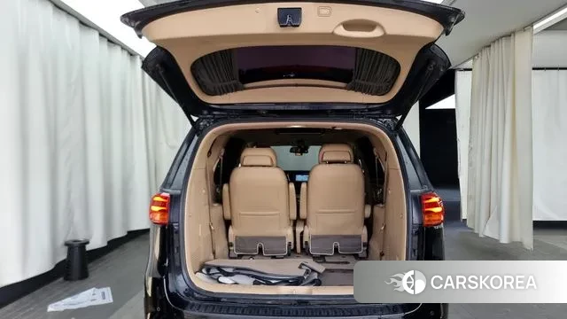 Kia The New Carnival id 3021053 из Кореи 11