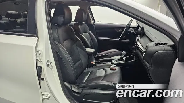 Kia Come New K3 id 2673179 из Кореи 11