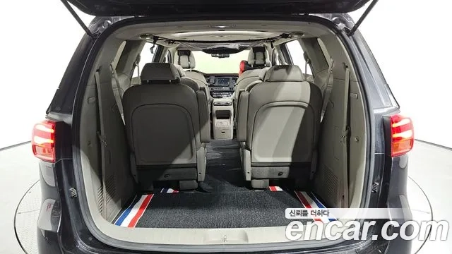 Kia The New Carnival id 2886955 из Кореи 11