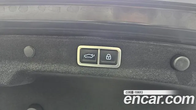 Hyundai Grandeur (GN7) id 2607016 из Кореи 11