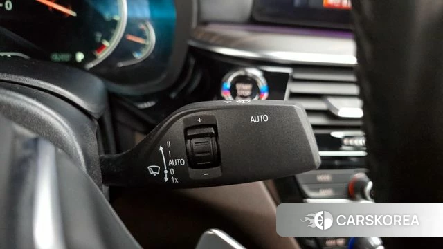 BMW 5 Series (G30) id 4318362 из Кореи 11