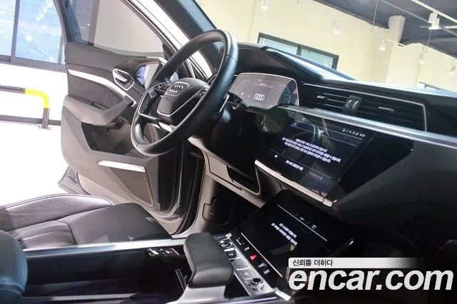 Audi e-Tron id 2863689 из Кореи 11