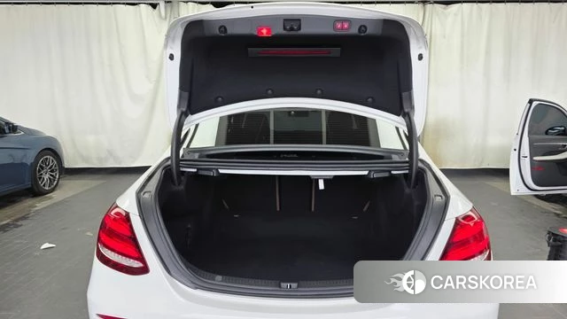 Mercedes-Benz E-Class W213 id 4551789 из Кореи 11
