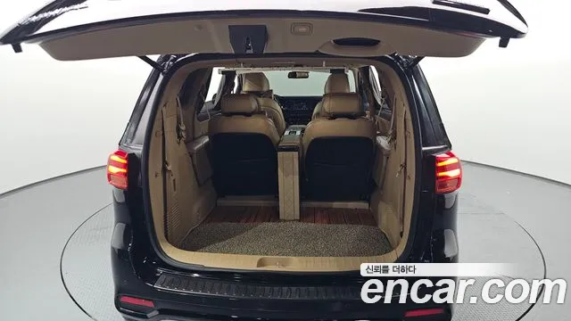 Kia The New Carnival id 2850342 из Кореи 11