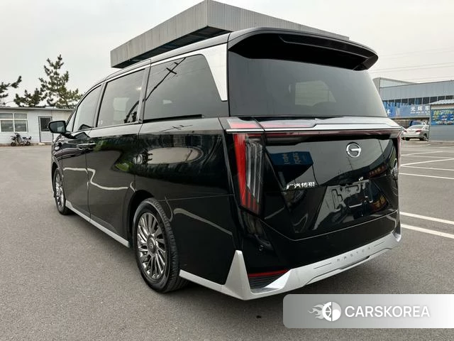 GAC Trumpchi Trumpchi M8 id 3902061 из Китая 11