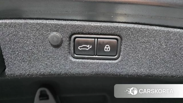 Hyundai The New Grandeur IG Hybrid id 4282043 из Кореи 11