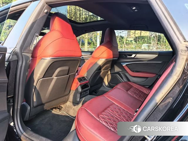 Audi A7L id 4261263 из Китая 11